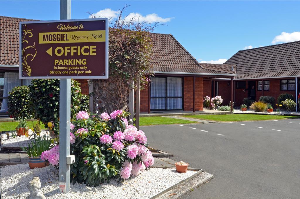 Mosgiel Regency Motel מראה חיצוני תמונה