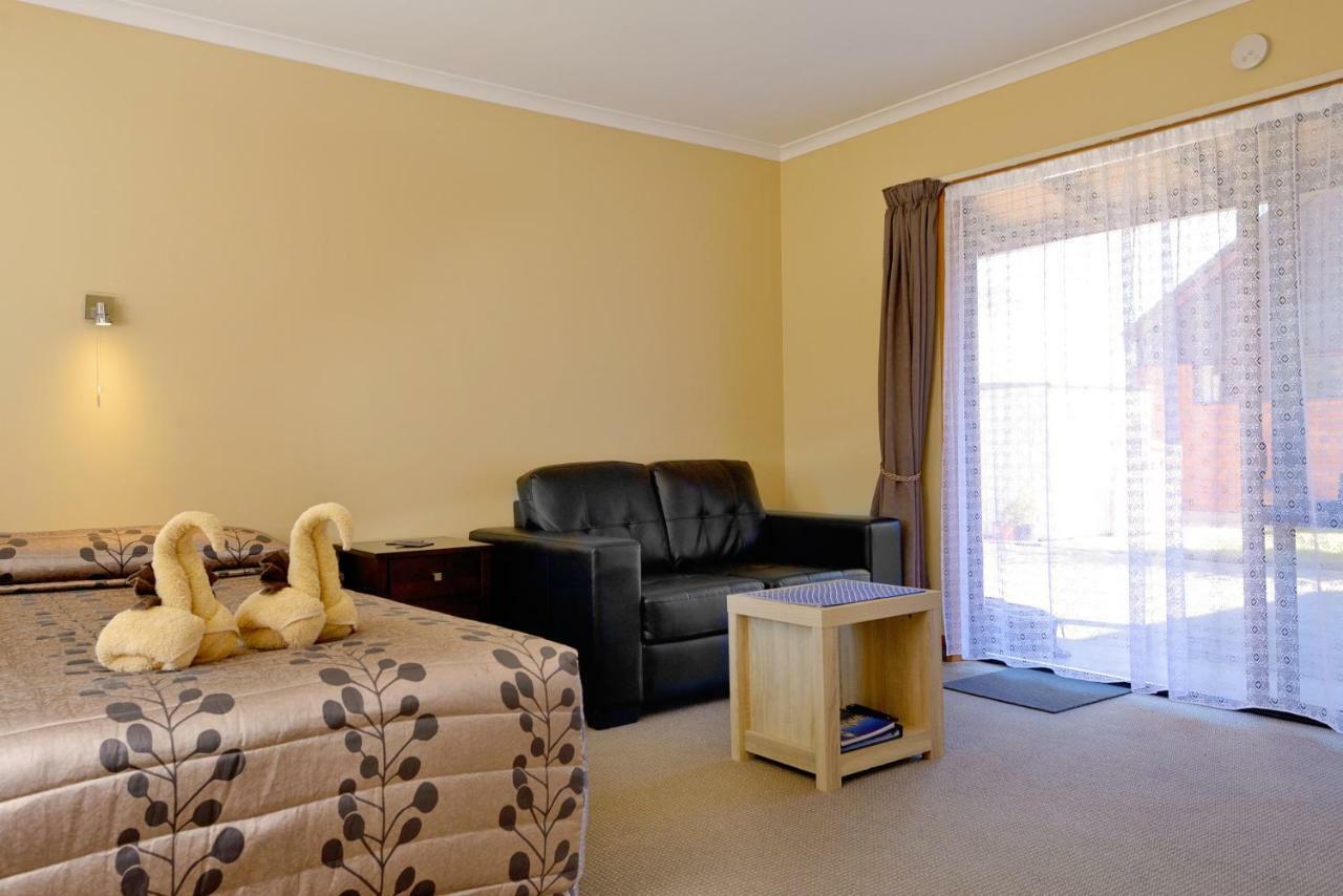 Mosgiel Regency Motel מראה חיצוני תמונה